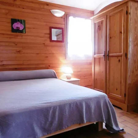 Semesterbostad La Bourdaine *