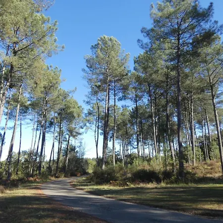 La Bourdaine Semesterbostad *